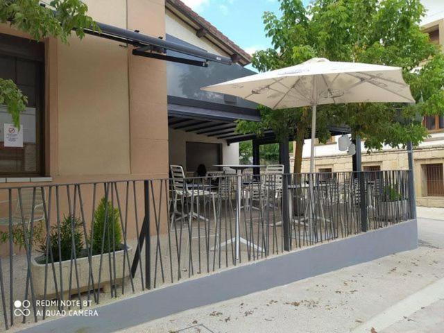 Hostal Restaurante Ibaisek Zudaire Exteriér fotografie